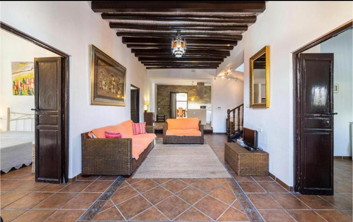 Cortijo Andaluz Dona Adela Guest House Almería Exterior foto